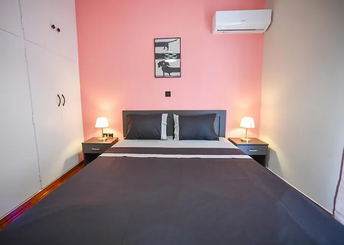Spacious Near Panormou Metro With Self Check-In